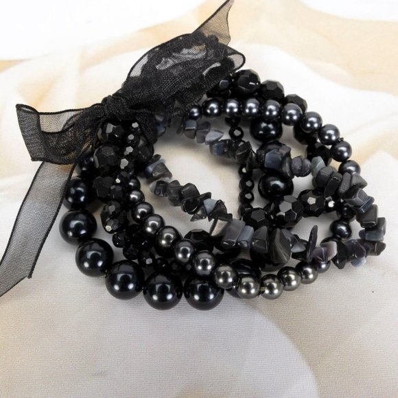 Designer Stack Of 5 Stackable Beaded Stretch Cluster Fashion Jewelry Bracelet - Picture 3 of 5